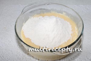 pirog-s-wishnej-v-multivarke-9